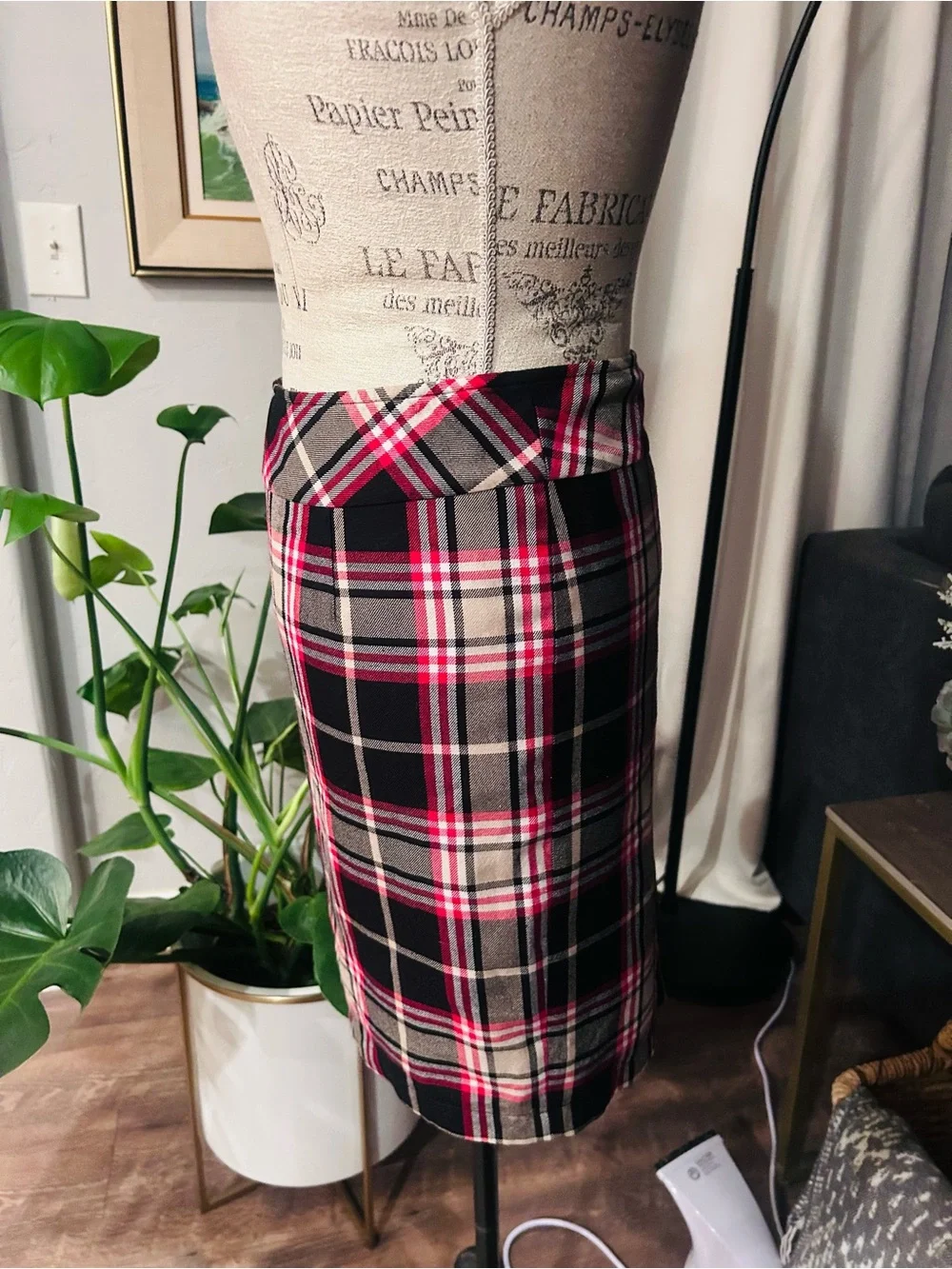 vintage stretch knit plaid pencil skirt by the brand Hanna Andersson